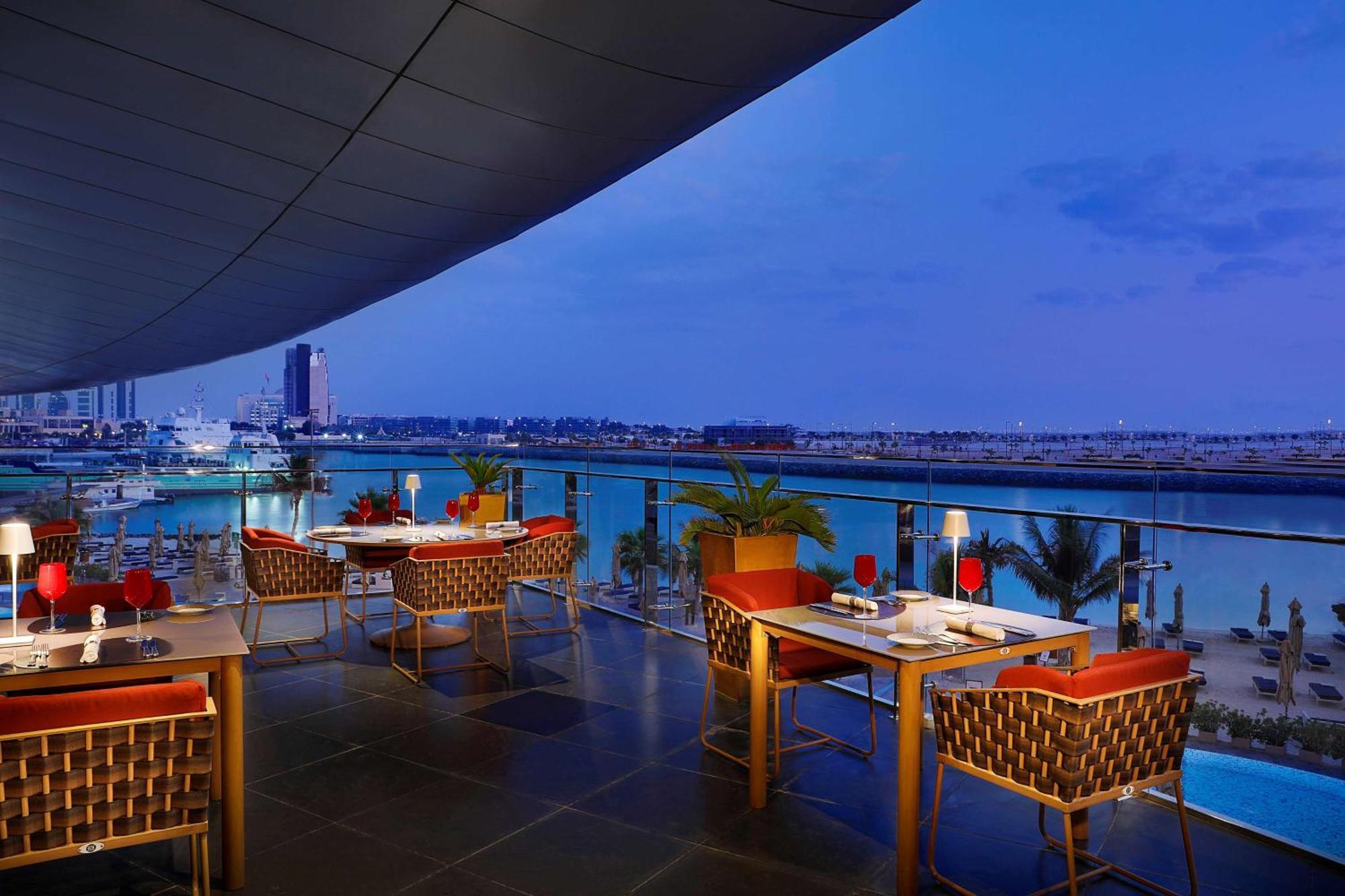Hotel Conrad Abu Dhabi Etihad Towers Exterior foto